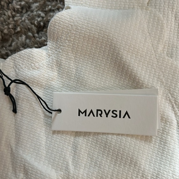 NEVER WORN - Marysia white bathing suit top size xl - Picture 3 of 5